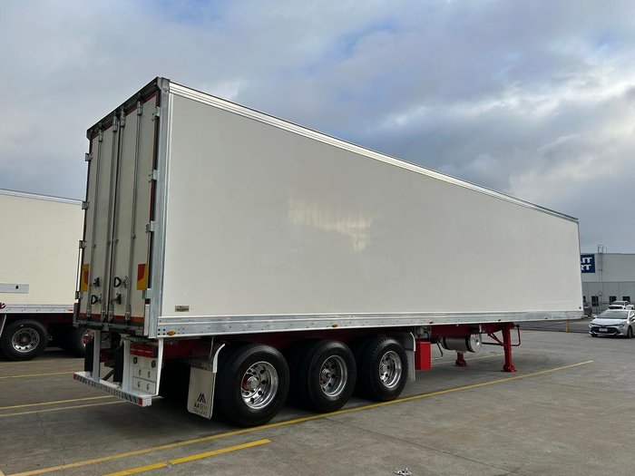 2020 Maxitrans St3 22 Pallet -30 Double Stacker, Rt
