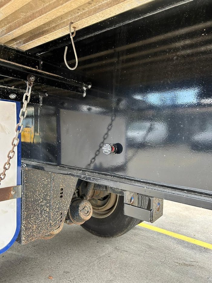 2016 Haulmark St3 13.55M Flat Deck Moffeet