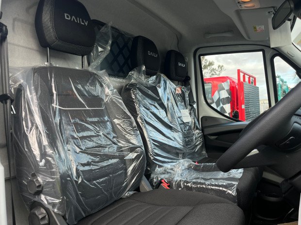 2025 Iveco DAILY 35S18