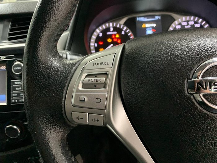 2017 Nissan Navara ST N-SPORT D23 Series 2 4X4 Dual Range White Diamond