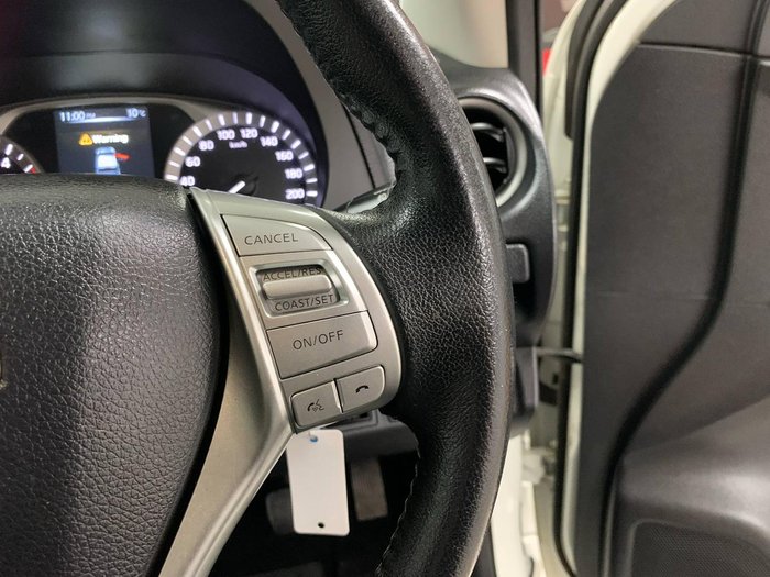 2017 Nissan Navara ST N-SPORT D23 Series 2 4X4 Dual Range White Diamond