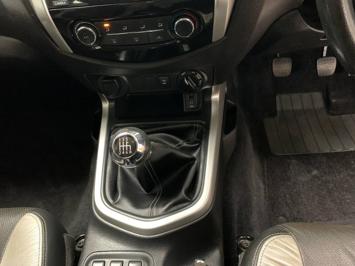 2017 Nissan Navara ST N-SPORT D23 Series 2 4X4 Dual Range White Diamond