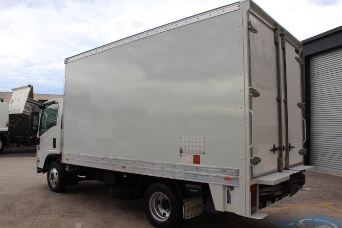 2023 Isuzu N Series NNR 45-150 Vanpack ON CAR LICENCE WHITE