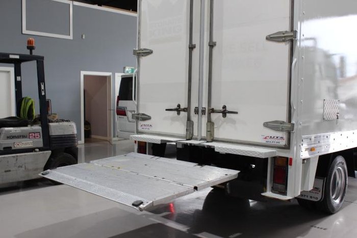 2023 Isuzu N Series NNR 45-150 Vanpack ON CAR LICENCE WHITE