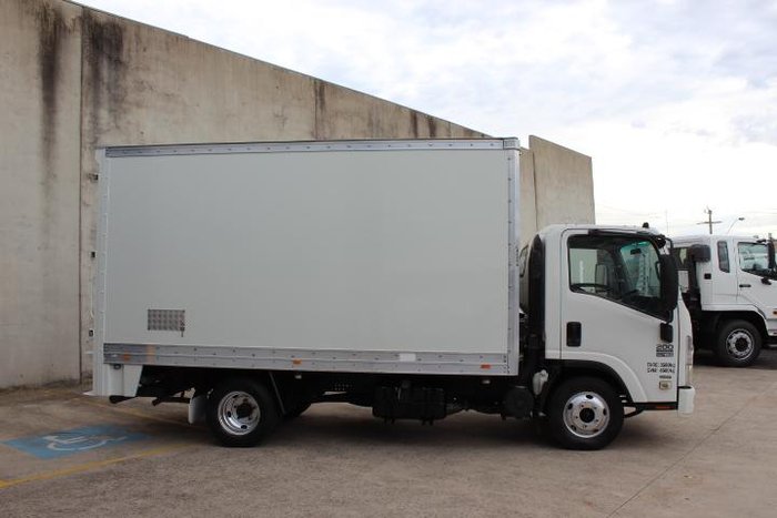 2023 Isuzu N Series NNR 45-150 Vanpack ON CAR LICENCE WHITE