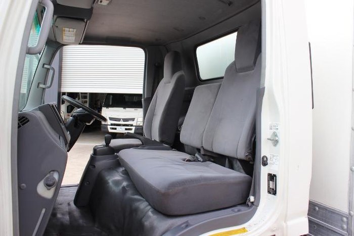 2023 Isuzu N Series NNR 45-150 Vanpack ON CAR LICENCE WHITE