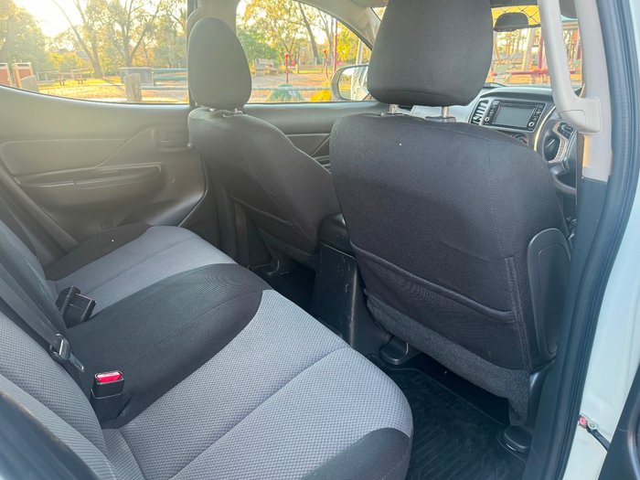 2021 Mitsubishi Triton GLX