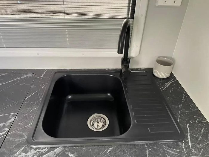 2025 New Age Caravans New Age Manta Ray Mr16e