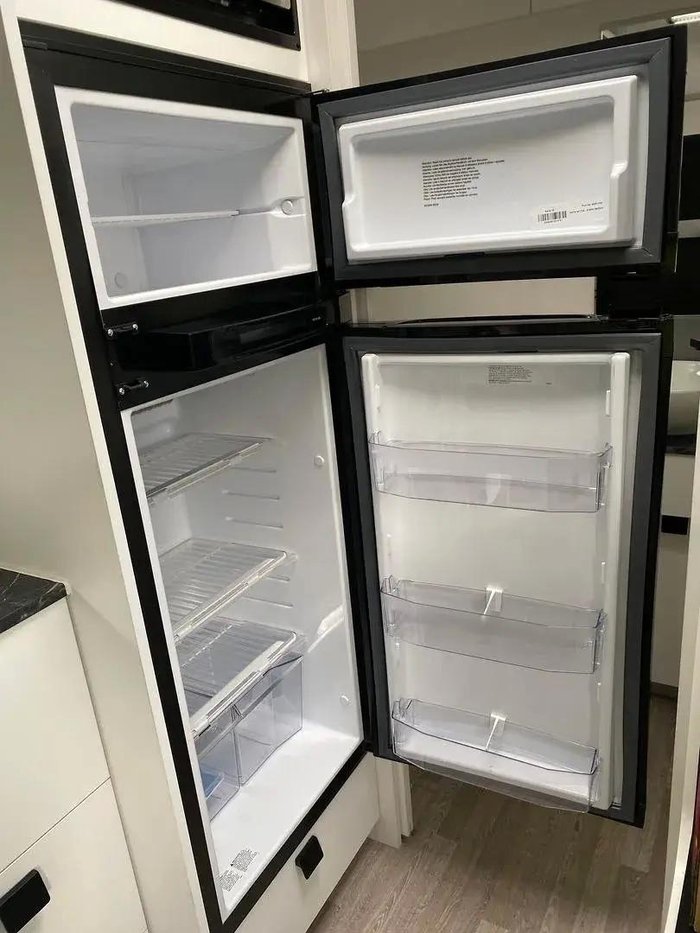 2025 New Age Caravans New Age Manta Ray Mr16e