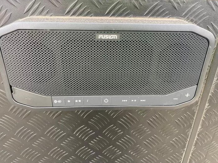 2025 New Age Caravans New Age Manta Ray Mr16e