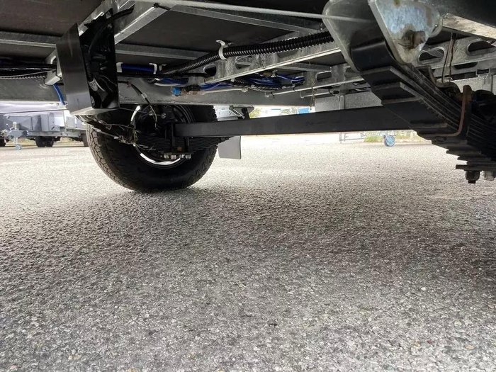 2025 New Age Caravans New Age Manta Ray Mr16e