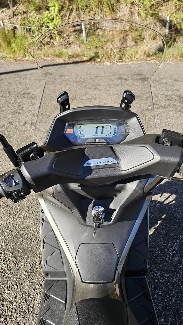 2025 Kymco Skytown 150 Skytown Brown