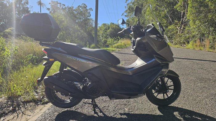 2025 Kymco Skytown 150 Skytown Brown