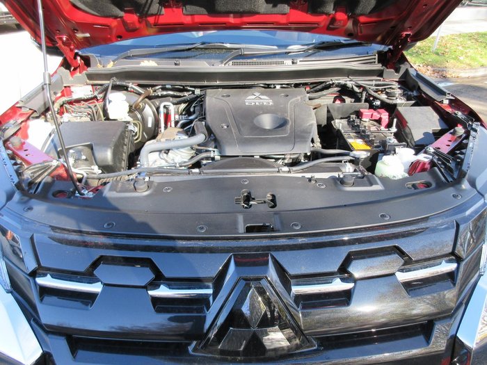 2024 Mitsubishi Pajero Sport GSR