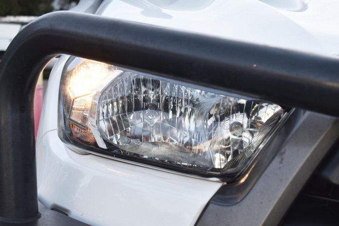 2021 Toyota Hilux SR GUN126R 4X4 Dual Range Glacier White
