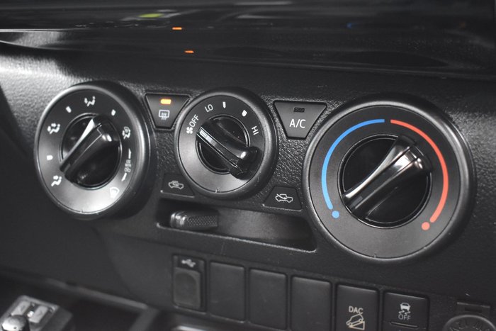 2021 Toyota Hilux SR GUN126R 4X4 Dual Range Glacier White