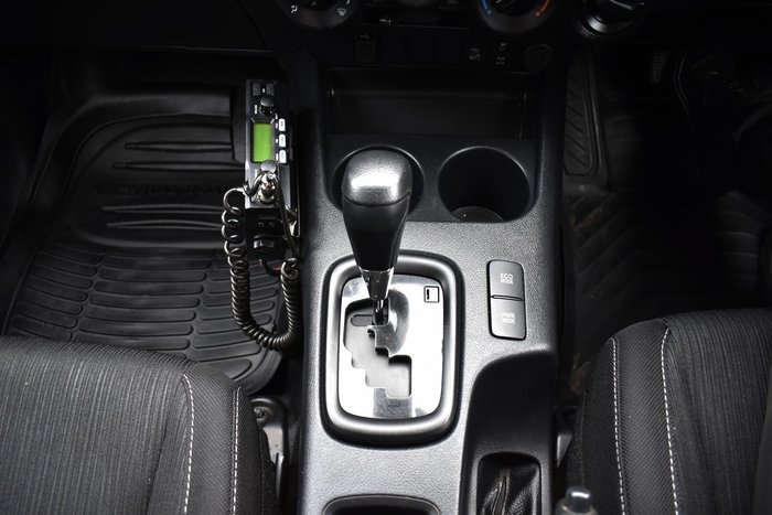 2021 Toyota Hilux SR GUN126R 4X4 Dual Range Glacier White