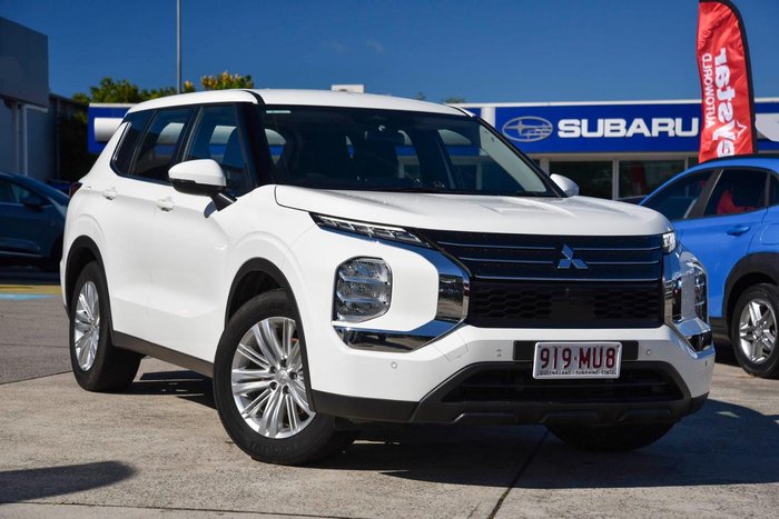 2021 Mitsubishi Outlander ES ZM MY22 AWD White