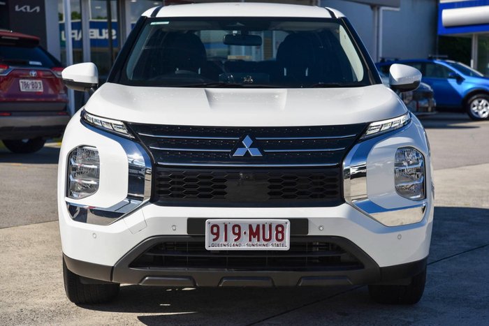 2021 Mitsubishi Outlander ES ZM MY22 AWD White