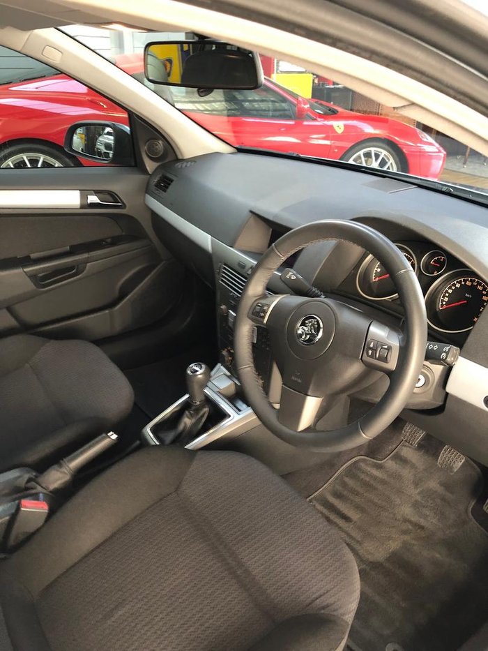2005 Holden Astra CDX AH MY06 Olympia