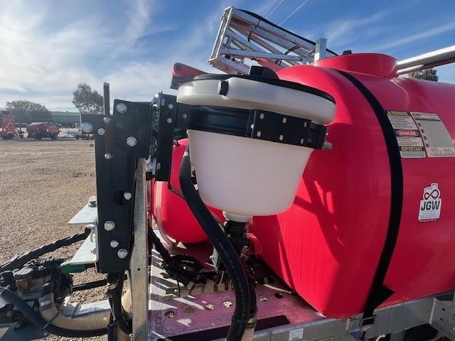 2023 Silvan 3000L Paddock Pak