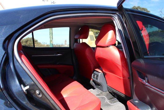 2019 Toyota Camry SX