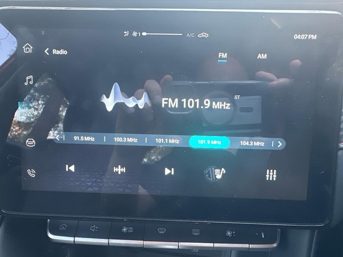 2025 MG ZST Vibe MY25 Diamond Red