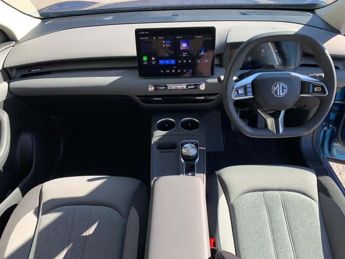 2025 MG MGS5 EV Excite 49