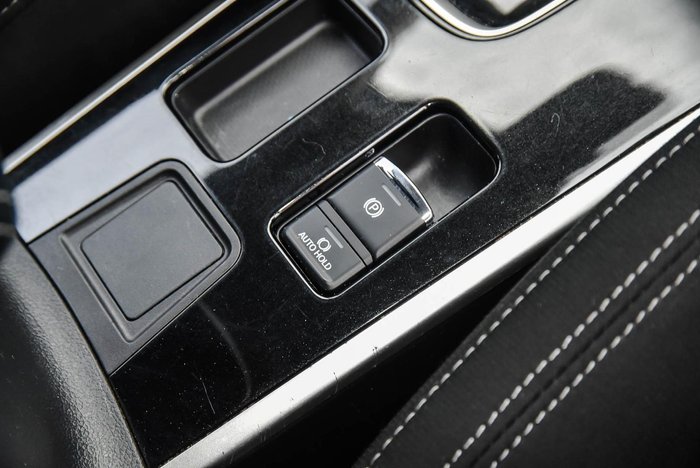 2020 Mitsubishi Outlander ES