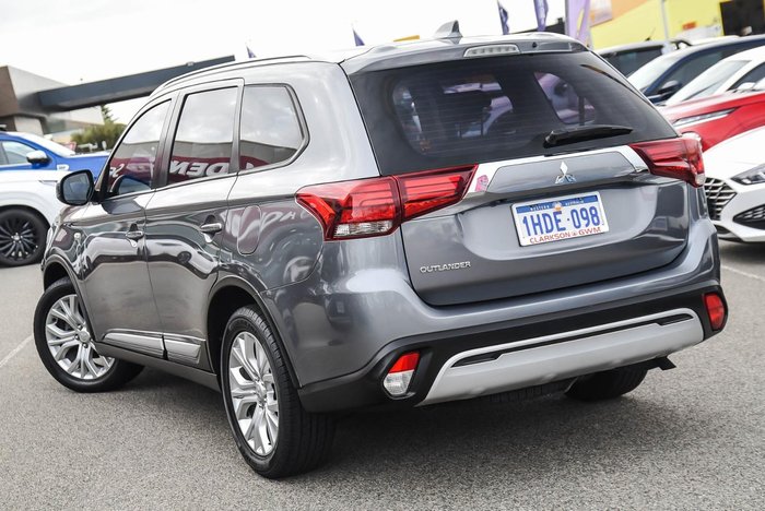 2020 Mitsubishi Outlander ES