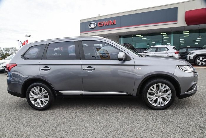 2020 Mitsubishi Outlander ES
