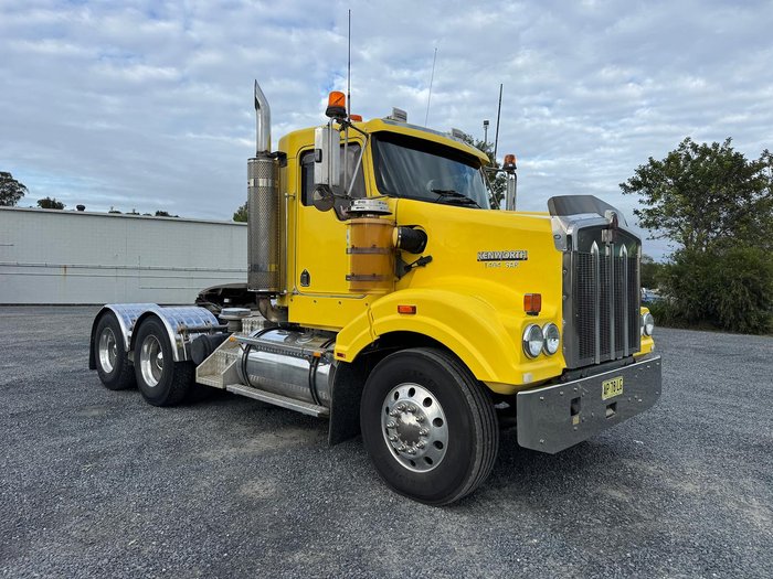 2007 Kenworth T404sar Day Cab DAY CAB Yellow