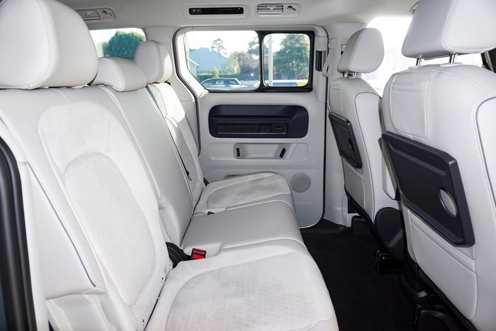 2025 Volkswagen ID. Buzz Pro BEV560