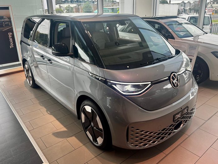 2025 Volkswagen ID. Buzz Pro BEV560