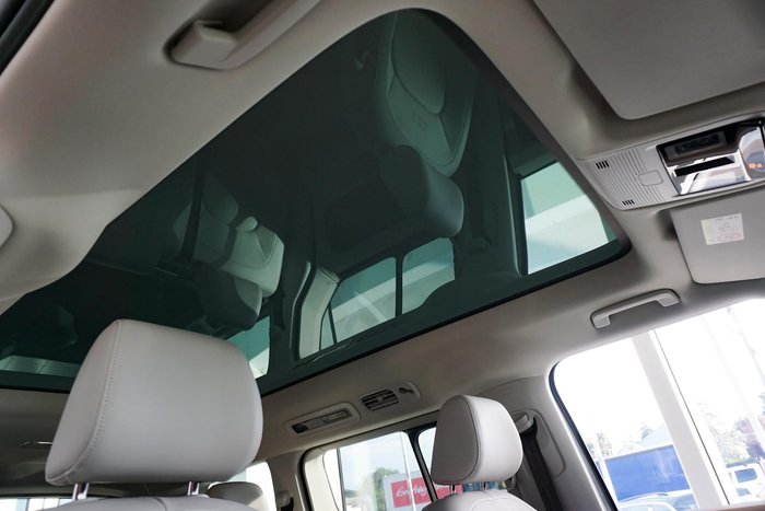 2025 Volkswagen ID. Buzz Pro BEV560