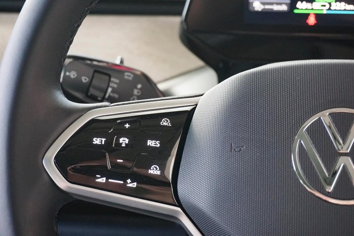 2025 Volkswagen ID. Buzz Pro BEV560