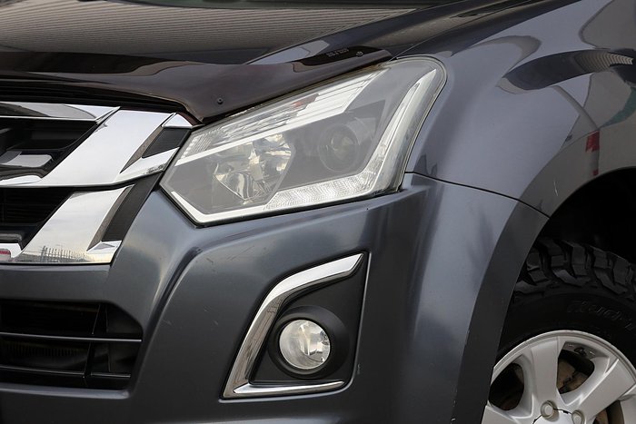 2018 Isuzu D-MAX LS-M
