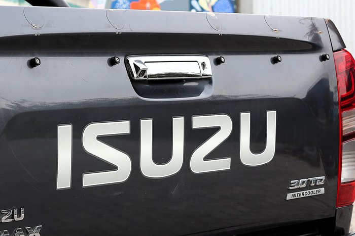 2018 Isuzu D-MAX LS-M