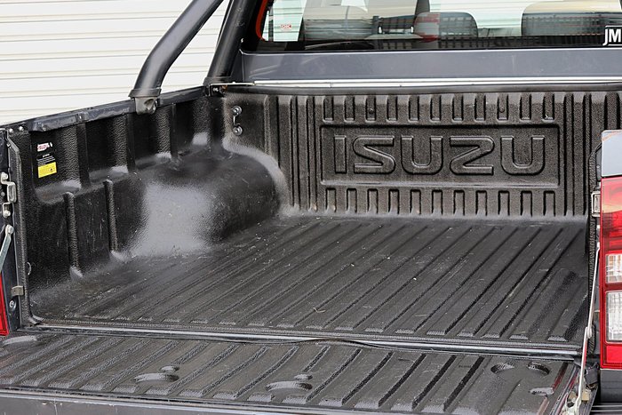 2018 Isuzu D-MAX LS-M