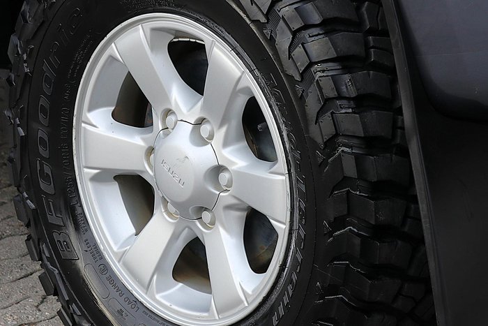 2018 Isuzu D-MAX LS-M