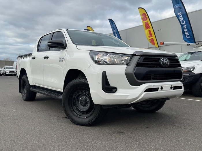 2020 Toyota Hilux SR