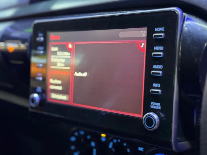 2020 Toyota Hilux SR