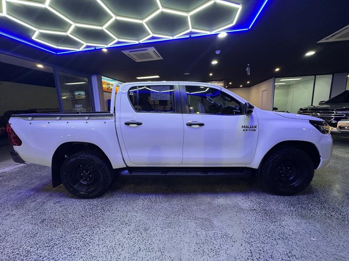 2020 Toyota Hilux SR