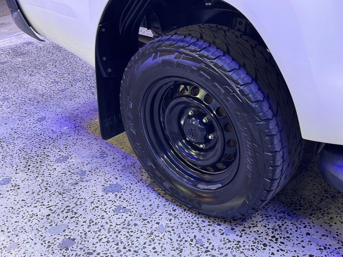2020 Toyota Hilux SR
