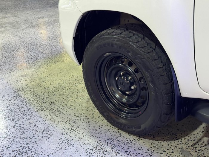 2020 Toyota Hilux SR