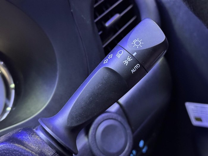 2020 Toyota Hilux SR
