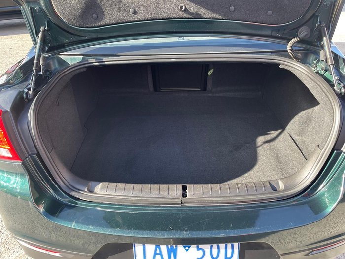 2013 Holden Commodore SV6 VF MY14 Regal Peacock