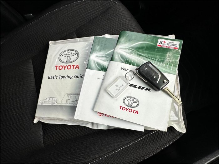2019 Toyota Hilux Rugged GUN126R 4X4 Dual Range Glacier White