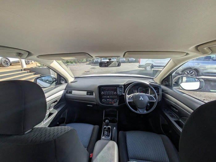 2013 Mitsubishi Outlander ES