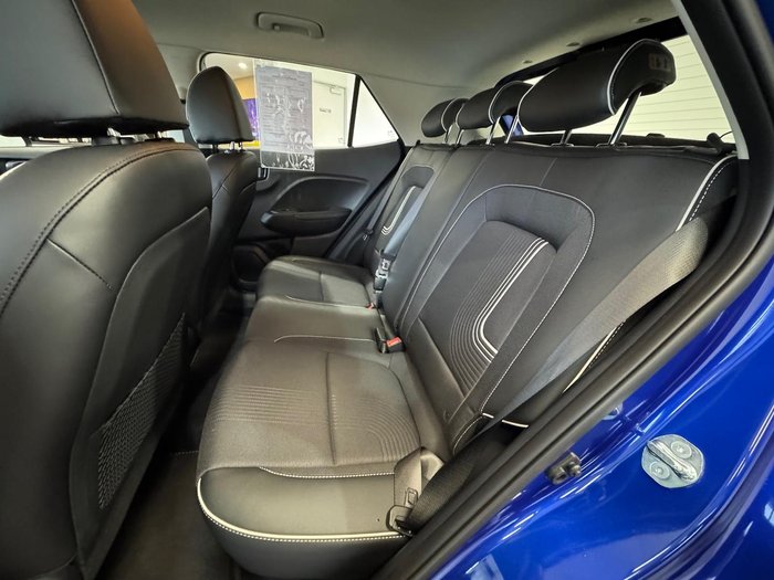 2025 Hyundai Venue Active